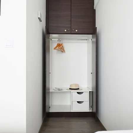 Icon Premium 테살로니키