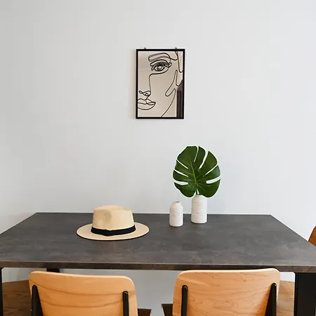 Icon Premium 테살로니키